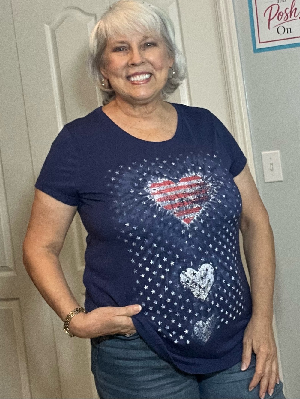 Mic & Jax patriotic heart lightweight graphic tee, size large
